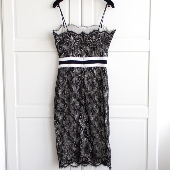 $3700 Chanel Pre-Spring 2017 Black Lace 17P Dress - Picture 6 of 15